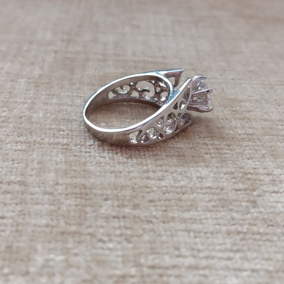 Silver Tone Cubic Zirconia Ring - Picture 3 of 12